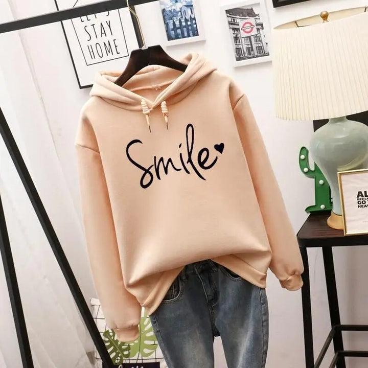 Kyra™ | Stilfuld Løs Pasform Smile Hoodie