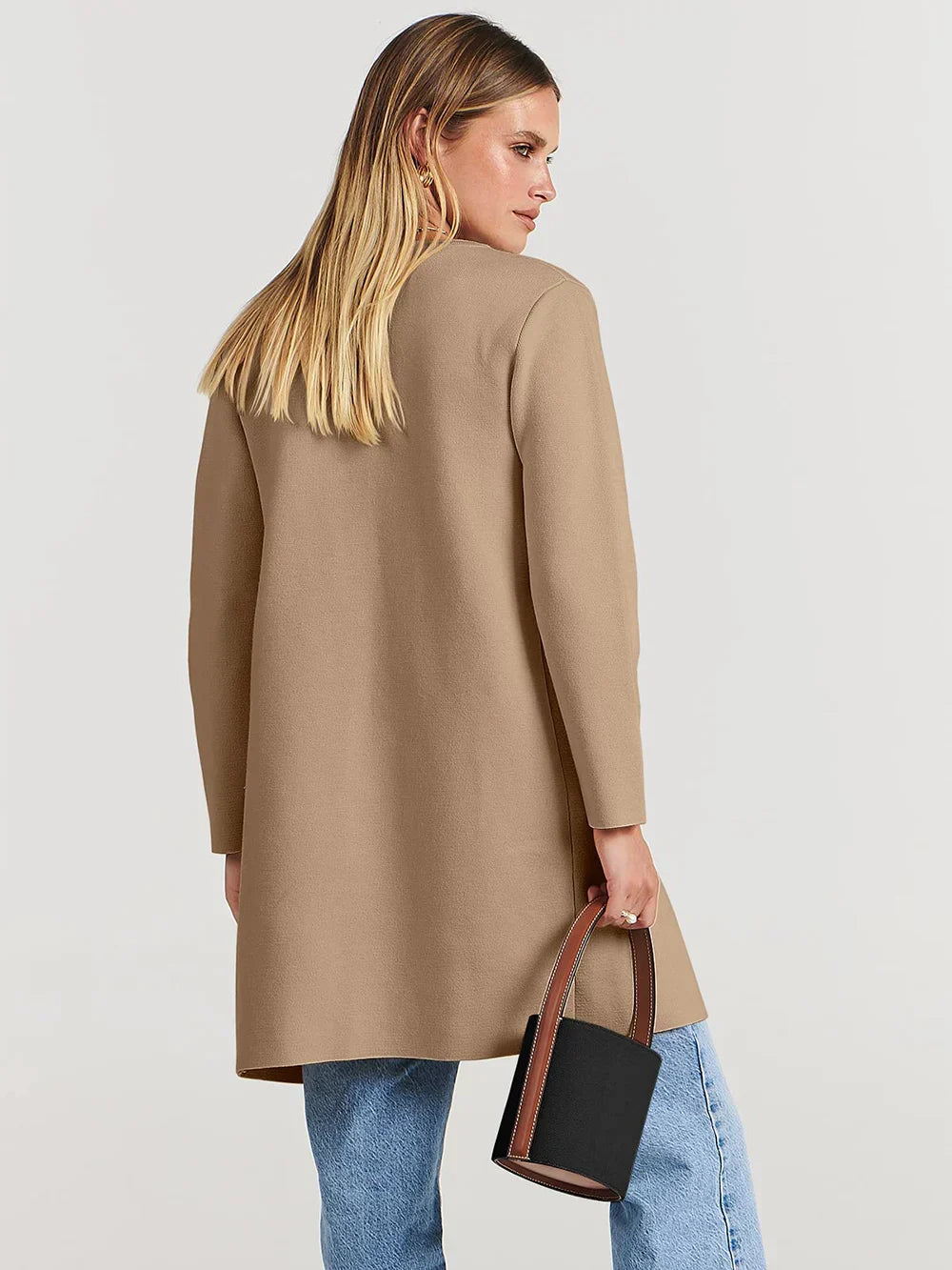 Elfriede | Elegant og Sofistikeret Lang Frakke